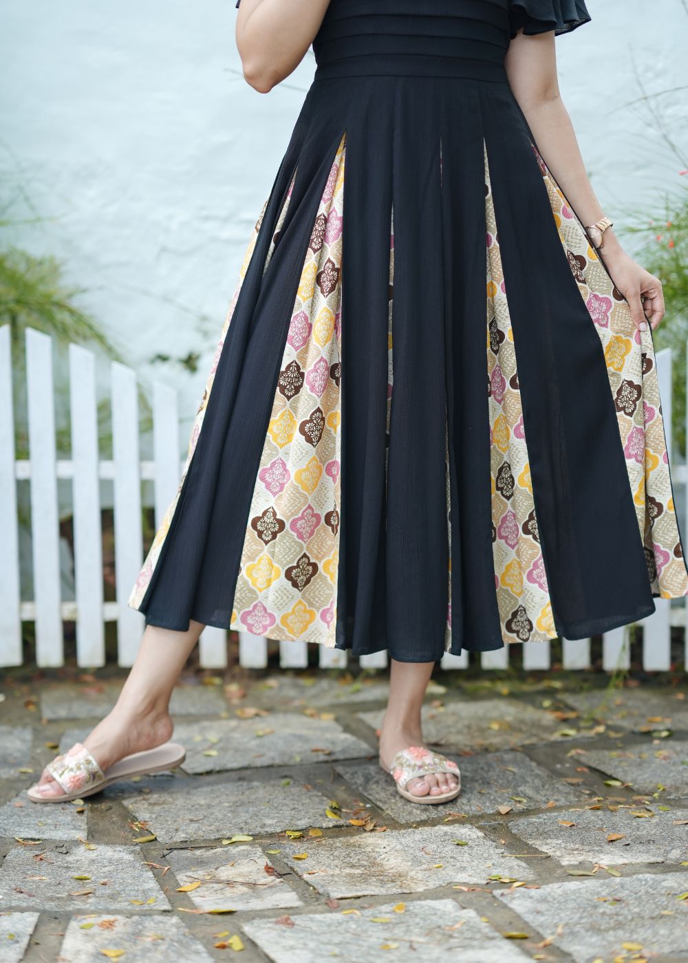 Daffodil Pleats