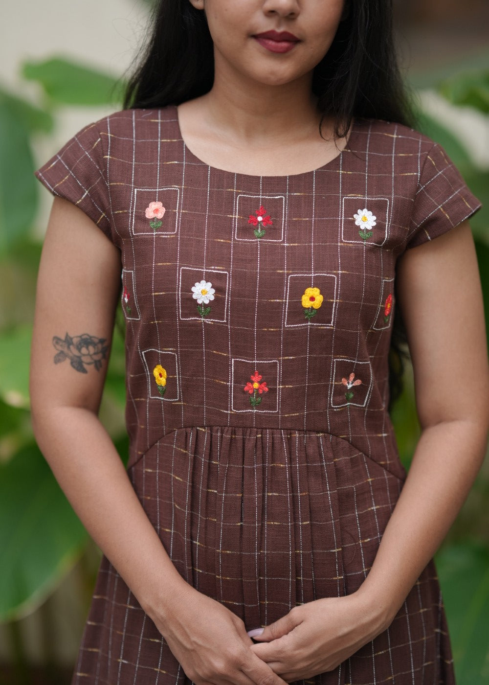Linen Mocha Charm